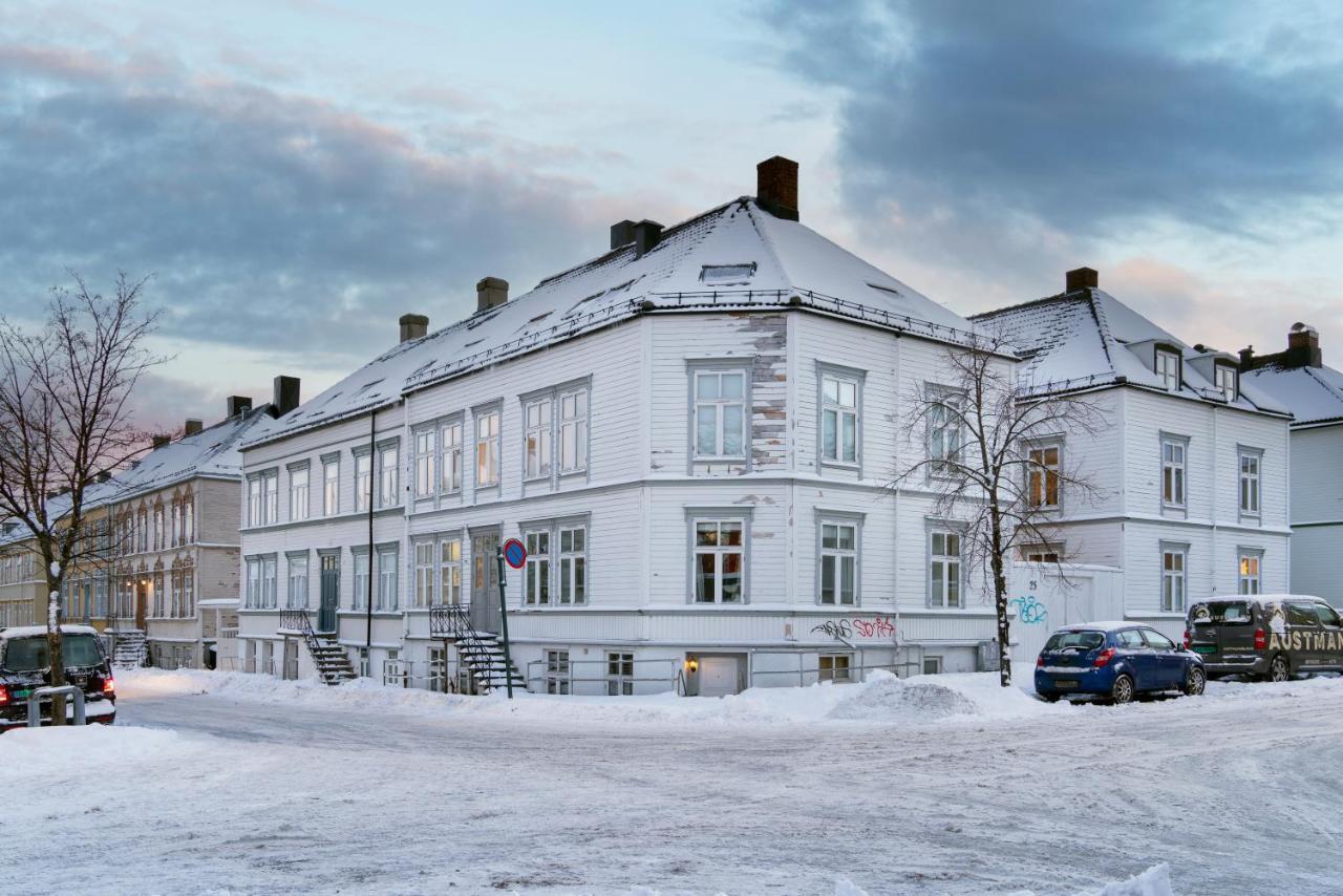 Апартаменты The Golden Lion Street Getaway Тронхейм Экстерьер фото